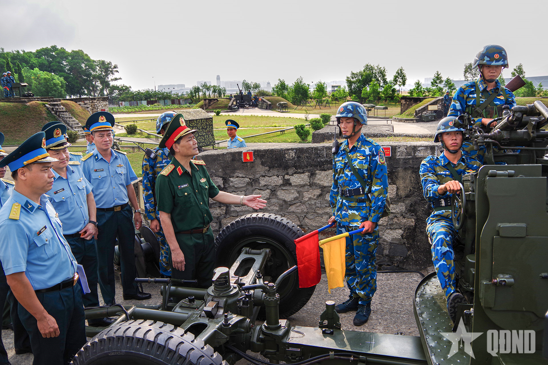 Thượng tướng Phạm Trường Sơn kiểm tra công tác sẵn sàng chiến đấu bảo vệ Đại hội XIV của Đảng